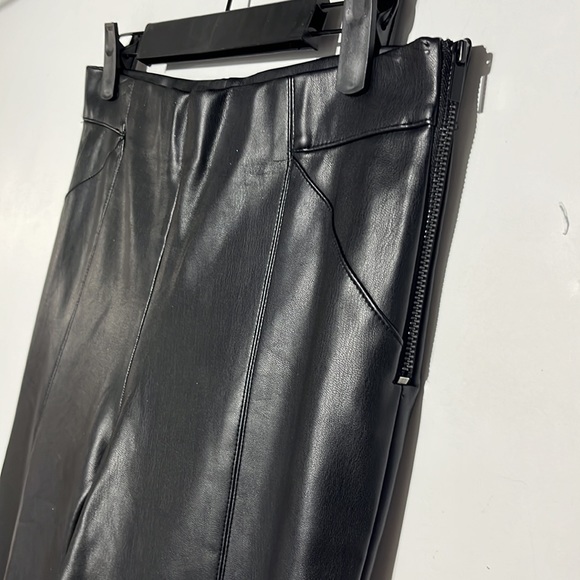 ZARA Black Faux Leather Leggings Size Large - Picture 5 of 9